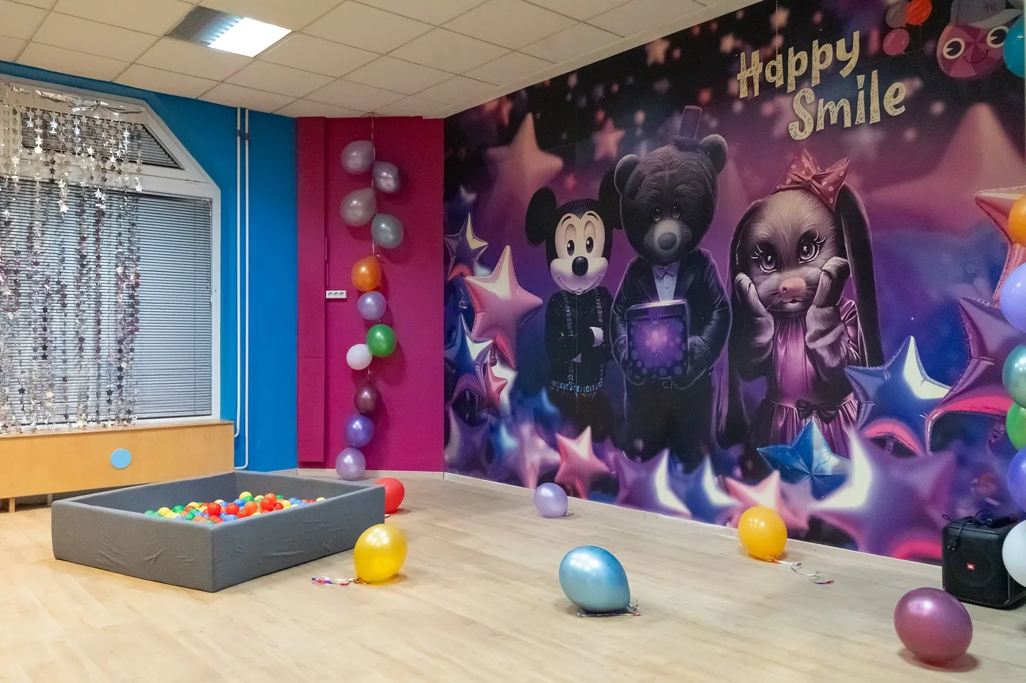 Slika za Otroška igralnica z maskotami, animatorji in TOP programi praznovanj v Ljubljani