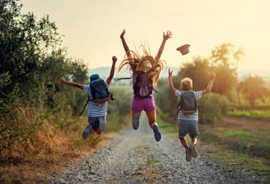 Zakaj so poletne aktivnosti pomembne za otrokov razvoj?